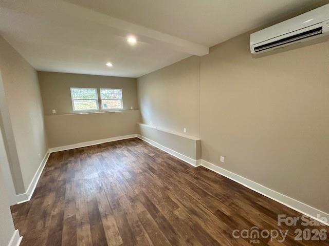 420 Scarlett Oak Court NE