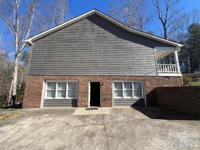 1503 Indian Hills Drive