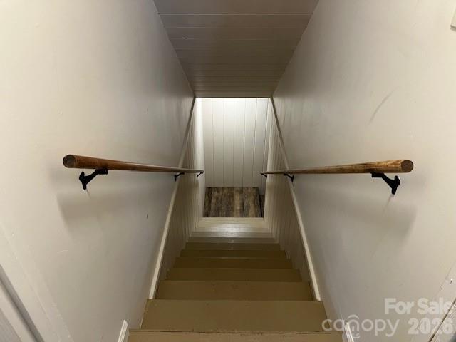 1503 Indian Hills Drive