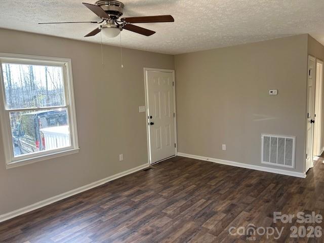 201 Brookdale Place NW