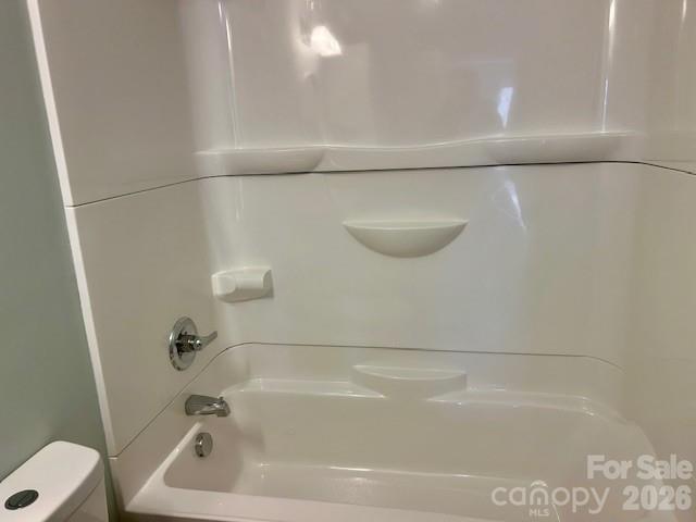 201 Brookdale Place NW