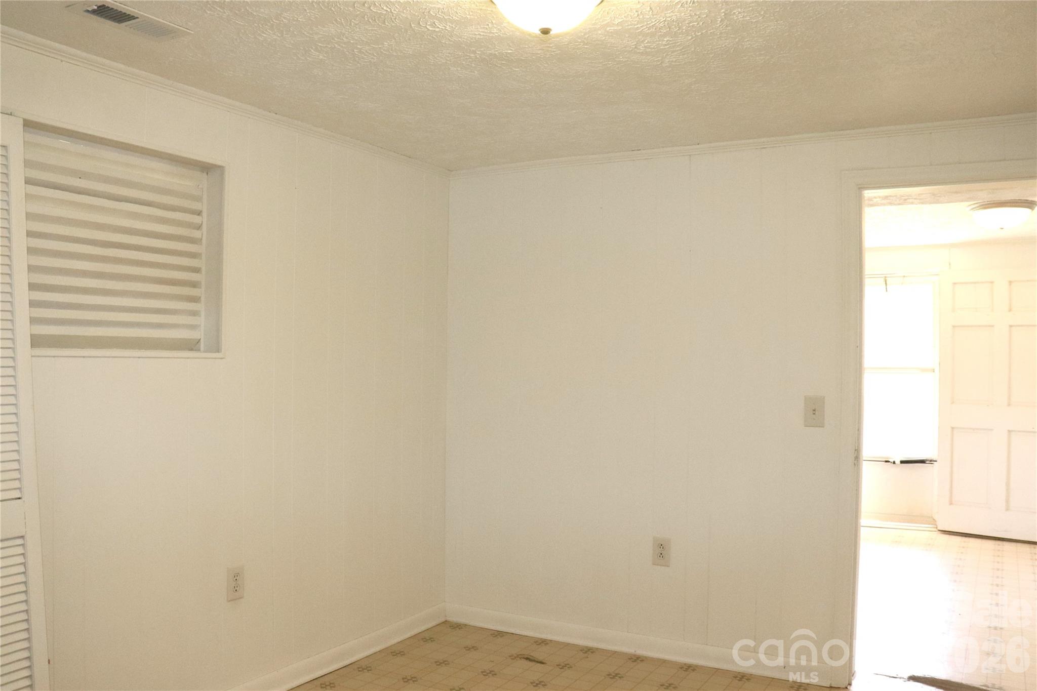 4543 Horseshoe Bend Road