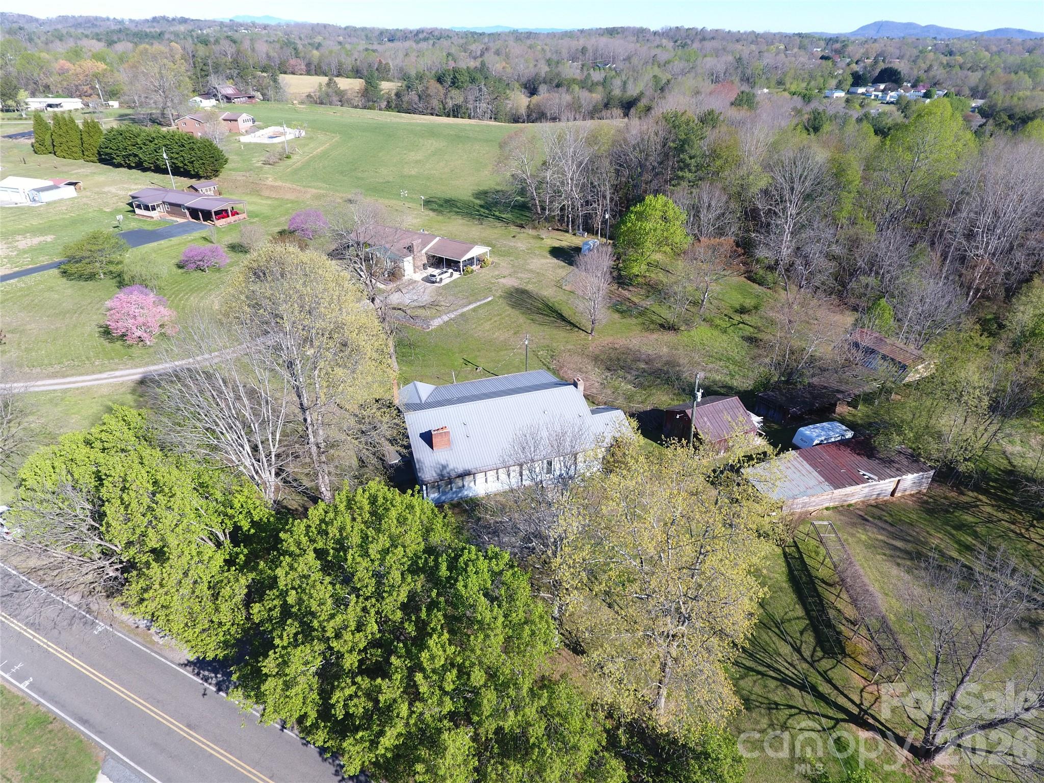 4543 Horseshoe Bend Road