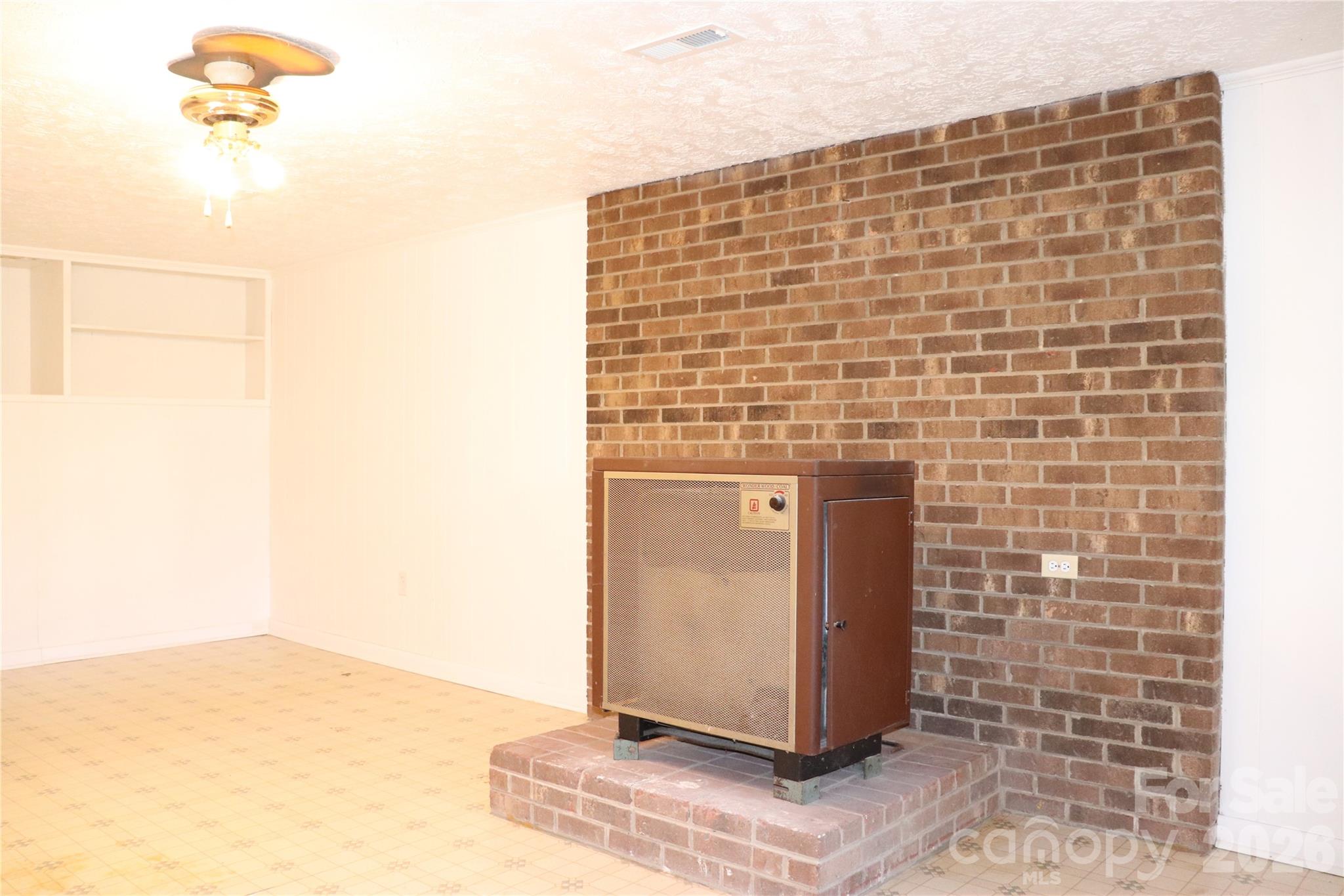 4543 Horseshoe Bend Road