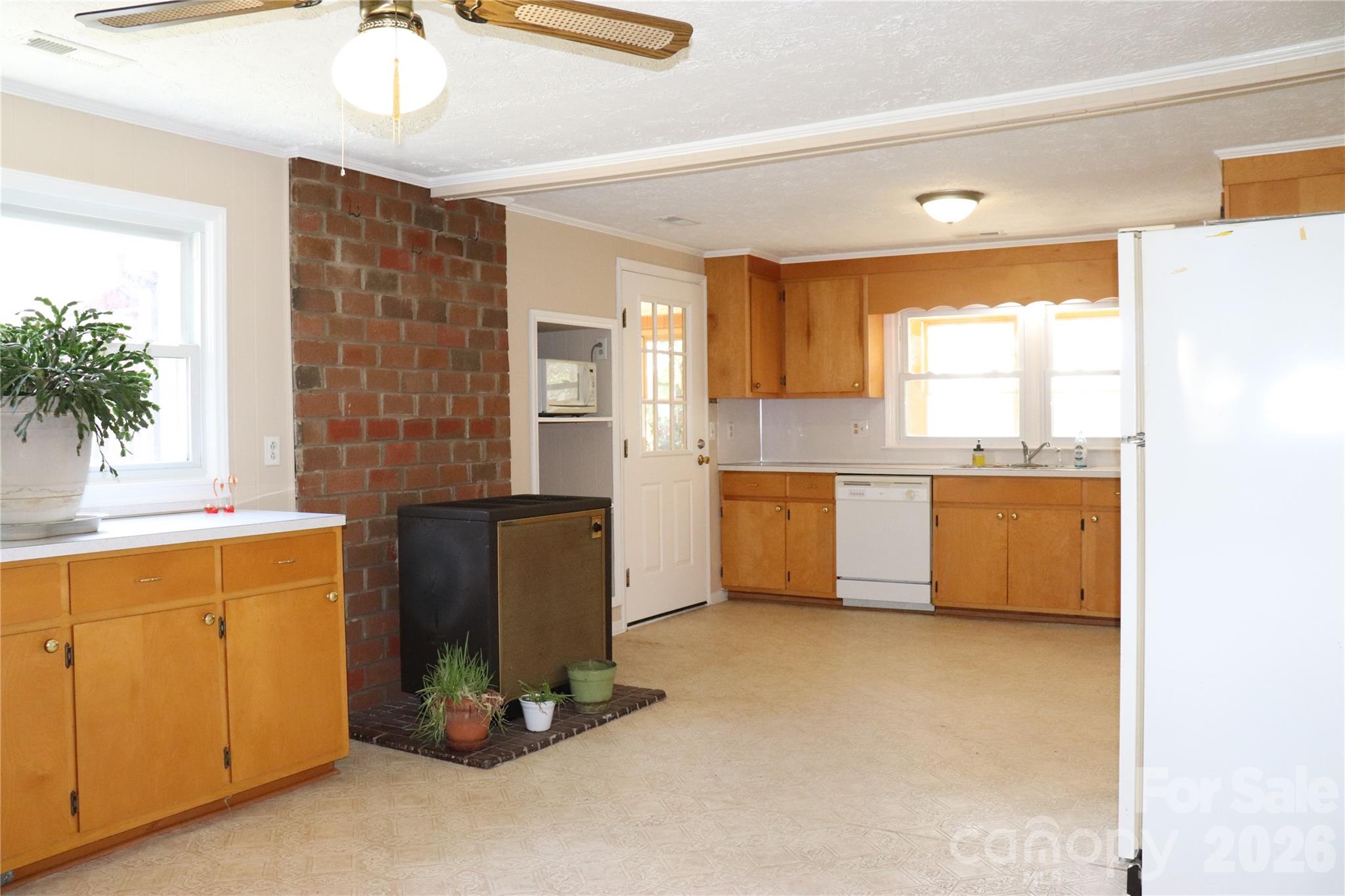 4543 Horseshoe Bend Road