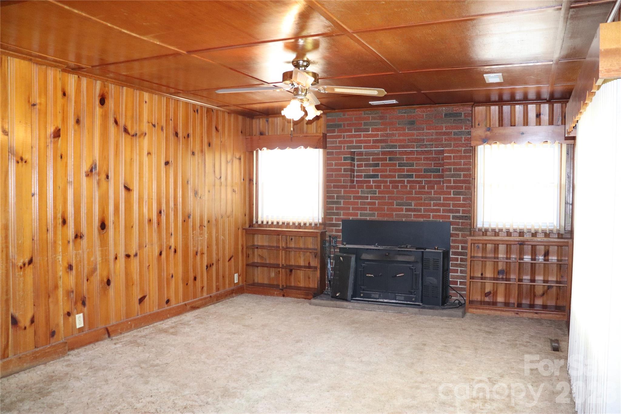 4543 Horseshoe Bend Road