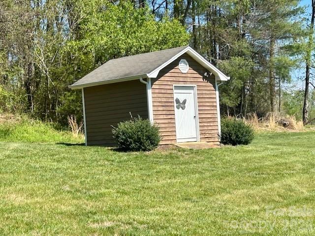 3558 Playmore Beach Road