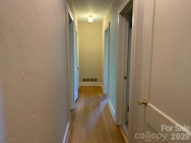 811 Hilton Street NE