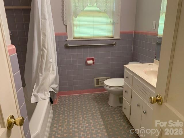 811 Hilton Street NE