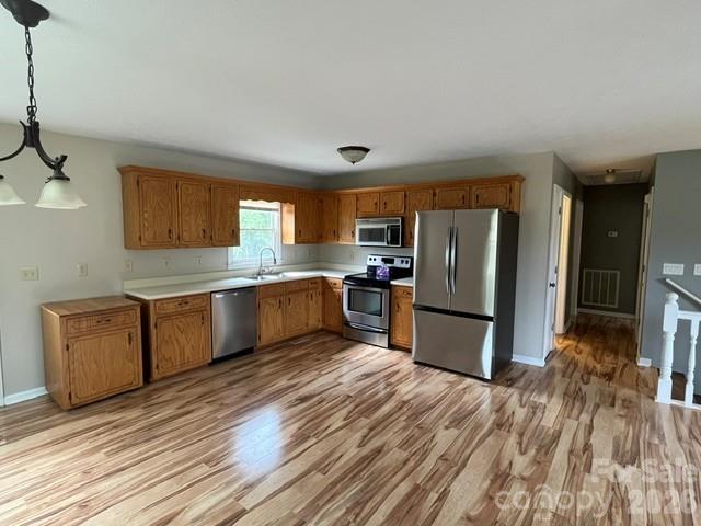 2381 Boardwalk Court
