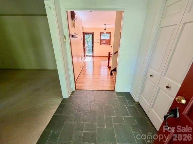 845 Cherokee Place SW