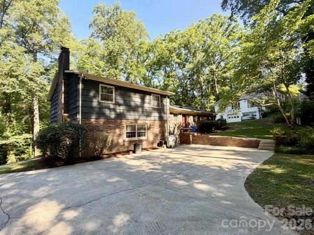 845 Cherokee Place SW