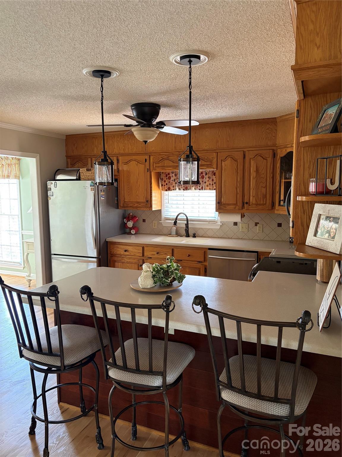 236 Robinwood Circle NE
