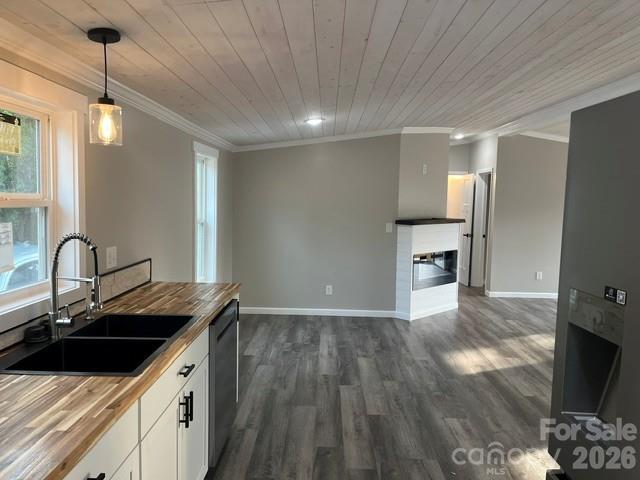 204 A L Fox Road