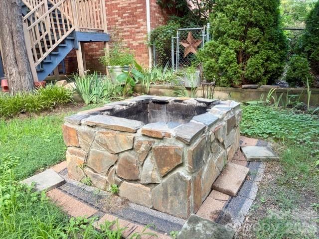2417 Mt Herman Heights