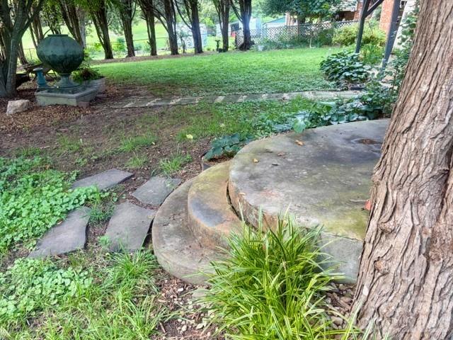 2417 Mt Herman Heights