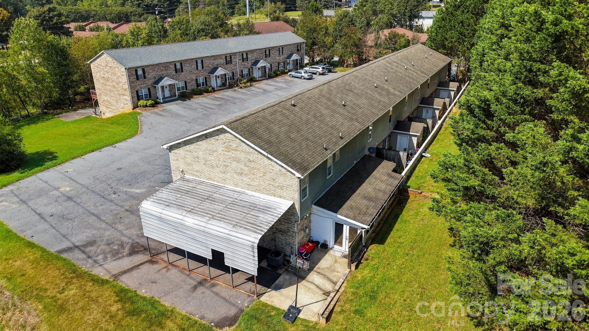102-116 King Henry Lane