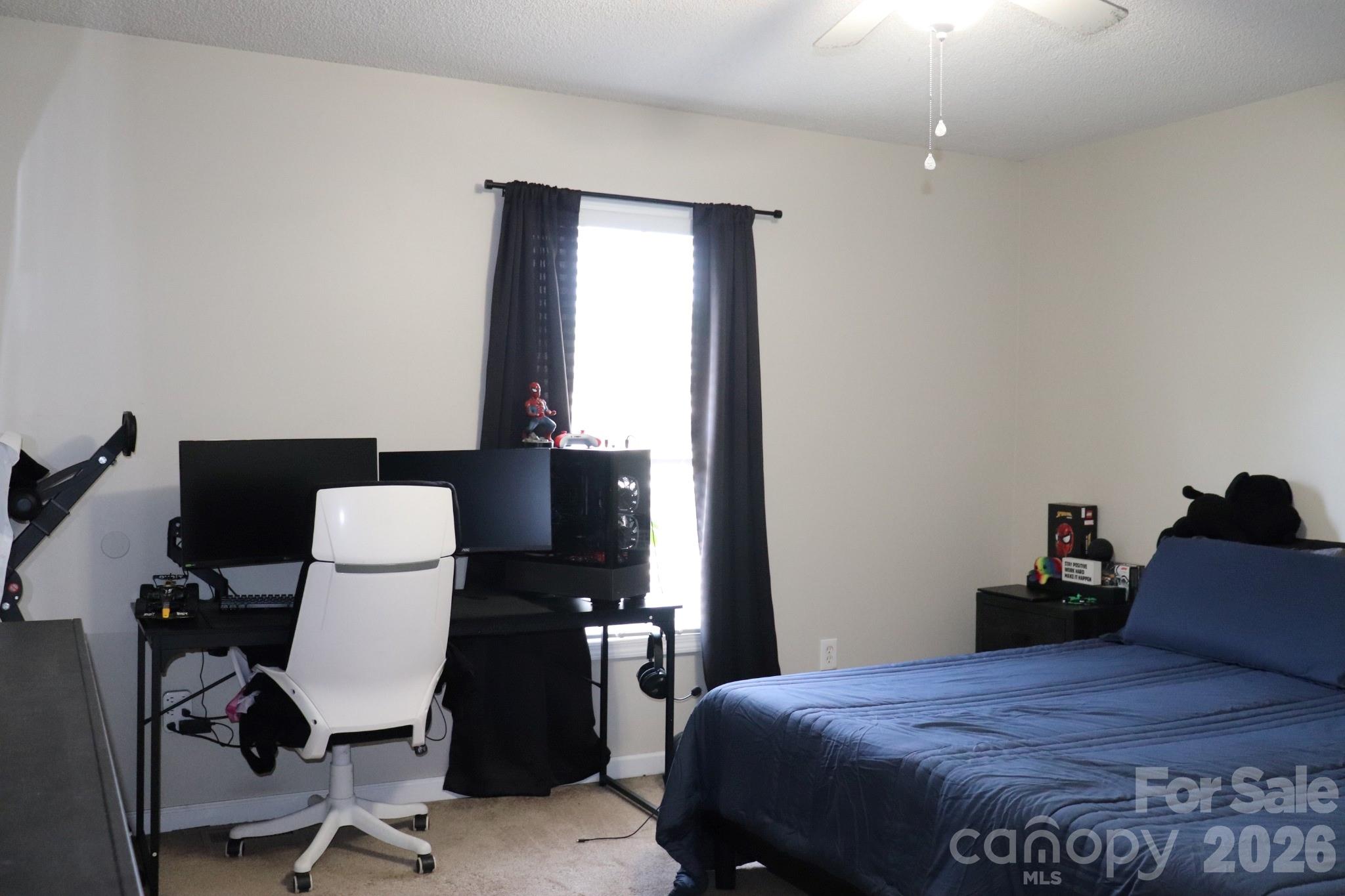 102-116 King Henry Lane