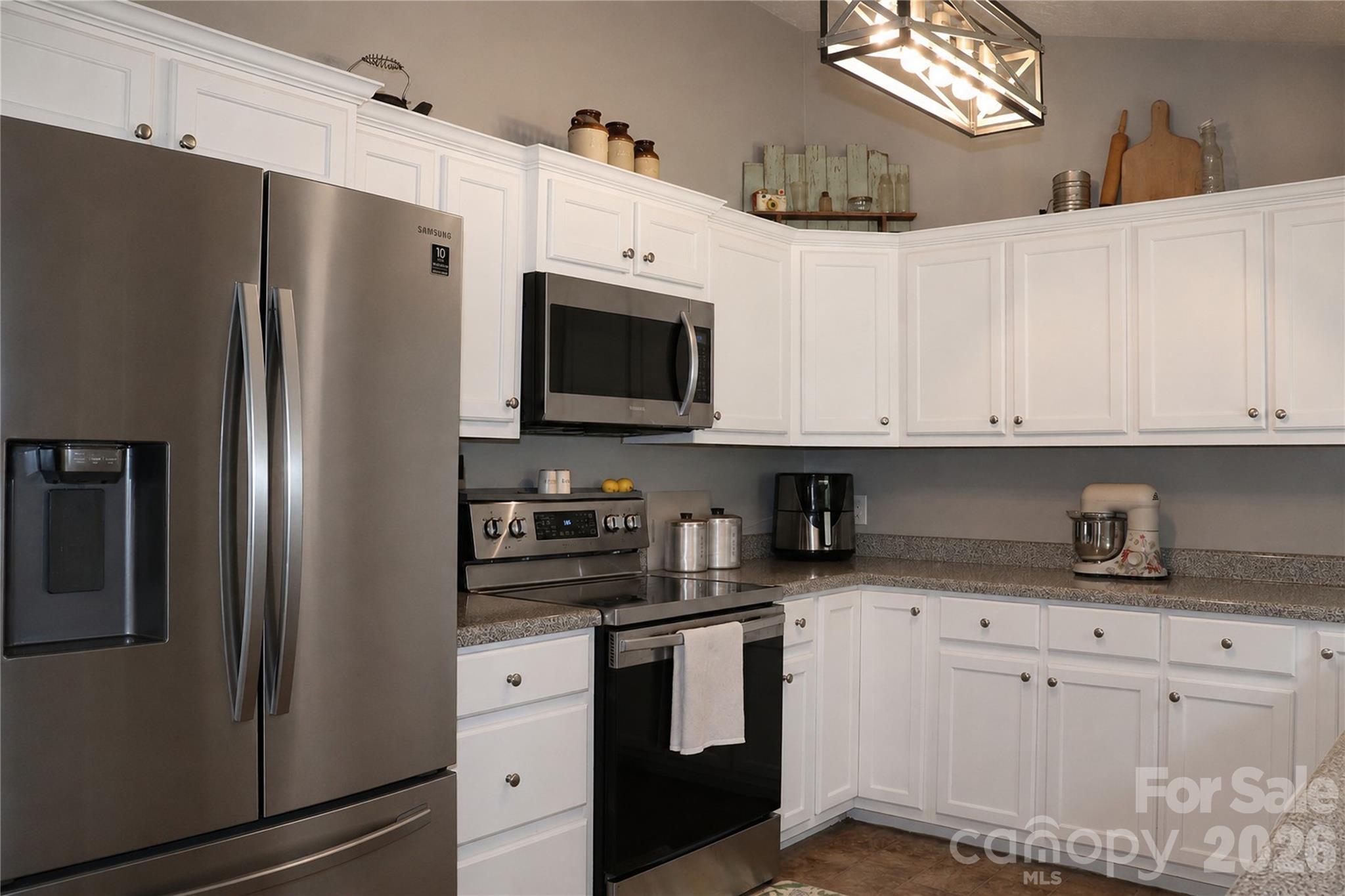 2135 Olde Farm Road SE