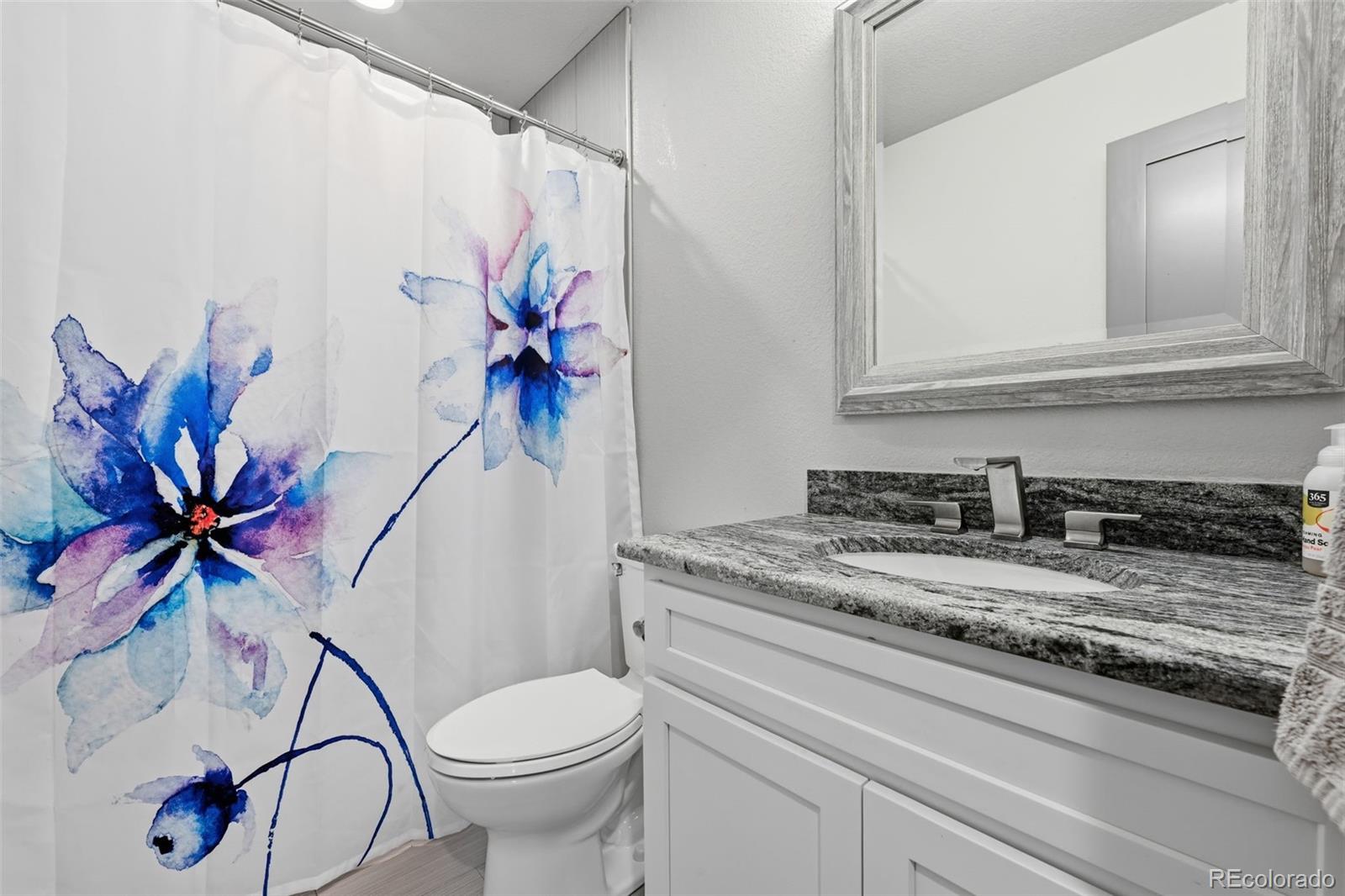 122 N Gilbert Street