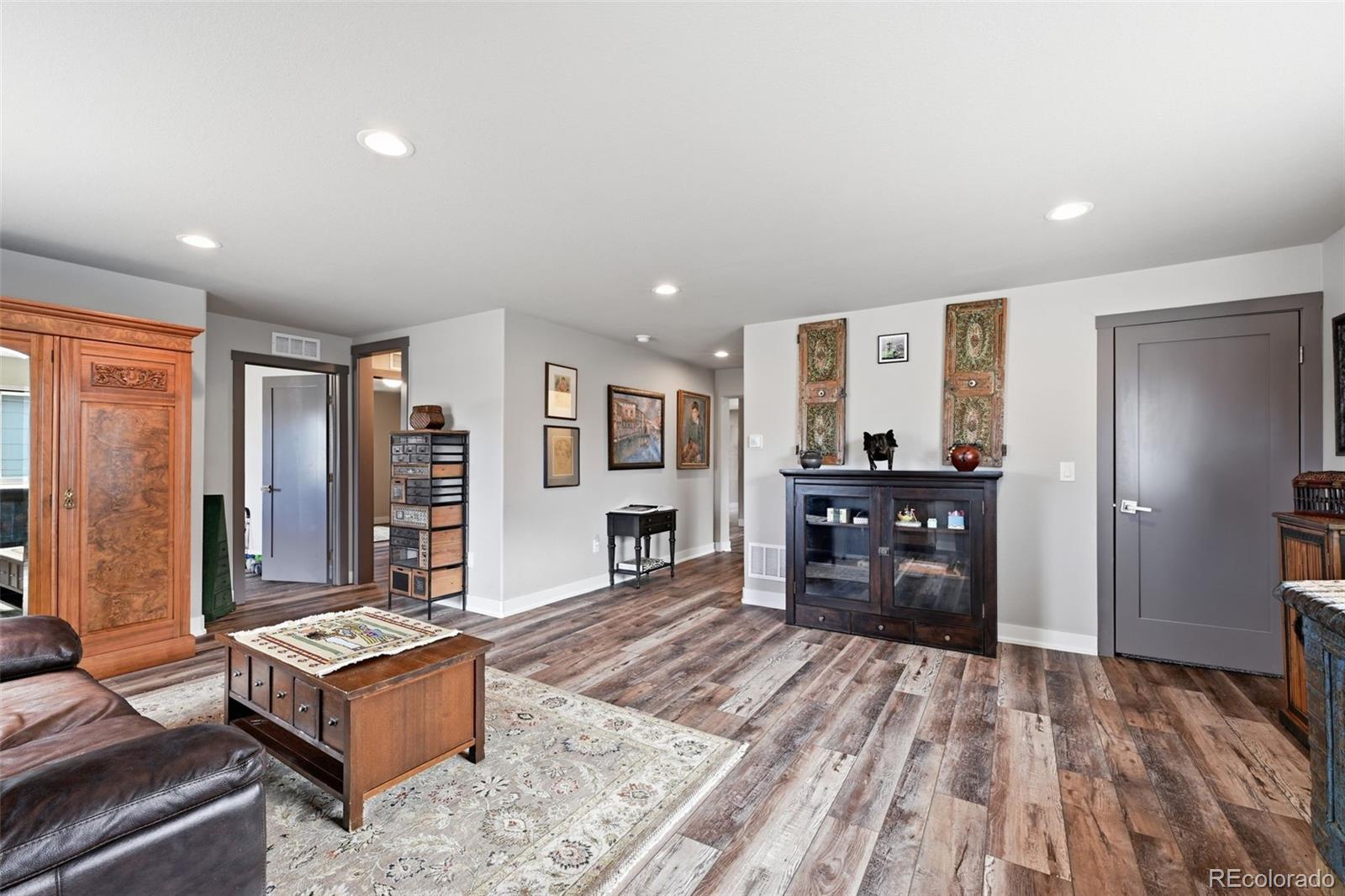 122 N Gilbert Street