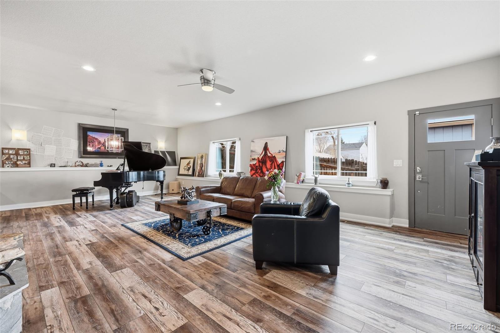 122 N Gilbert Street