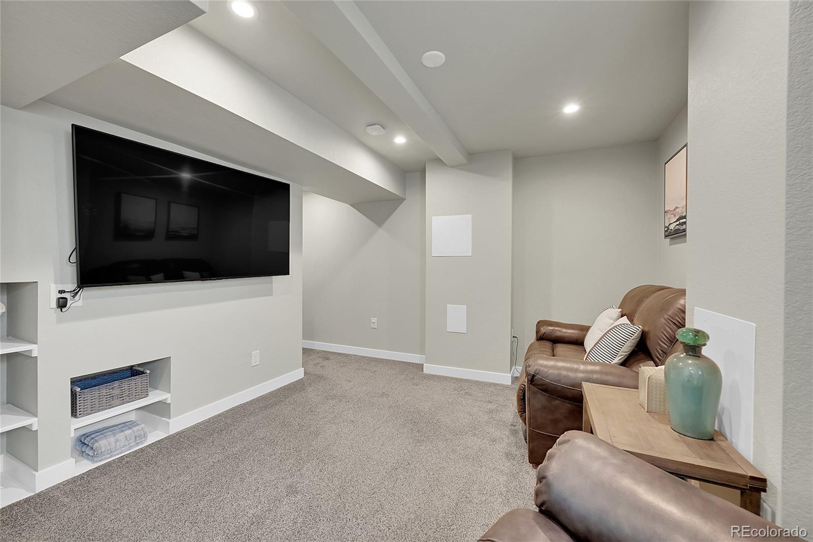 21382 E Williamette Place