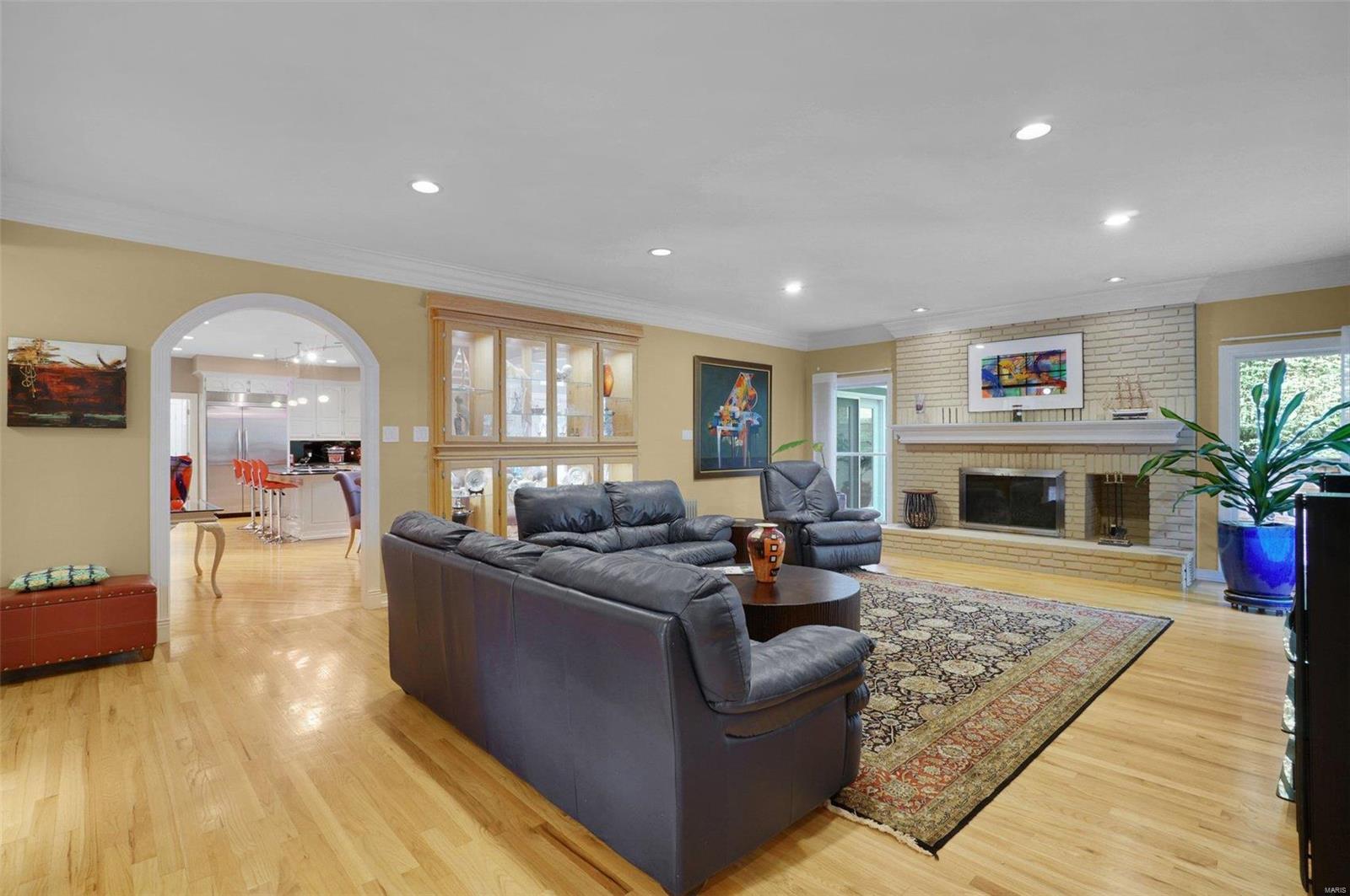 1533 Pacland Place