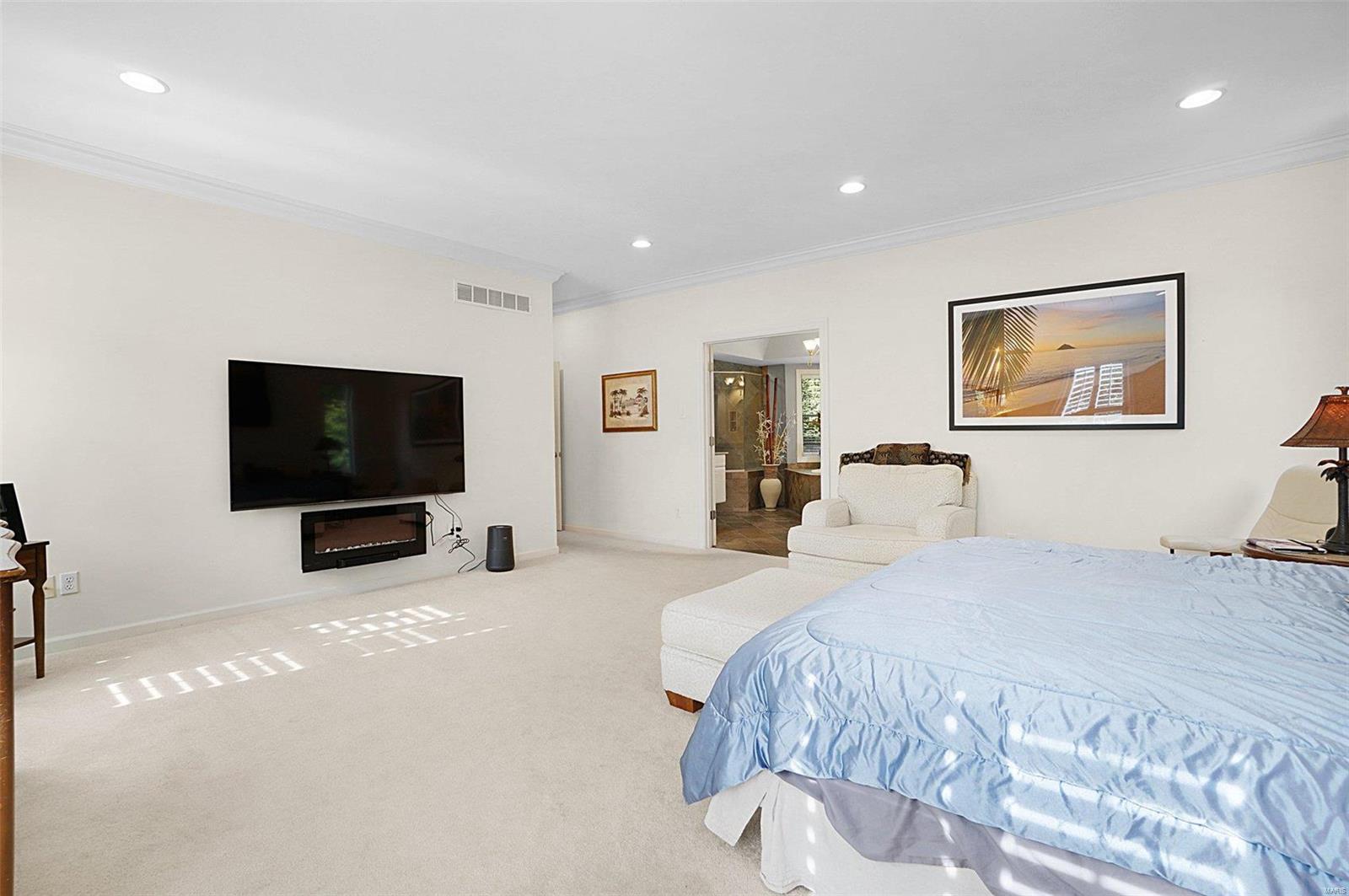 1533 Pacland Place