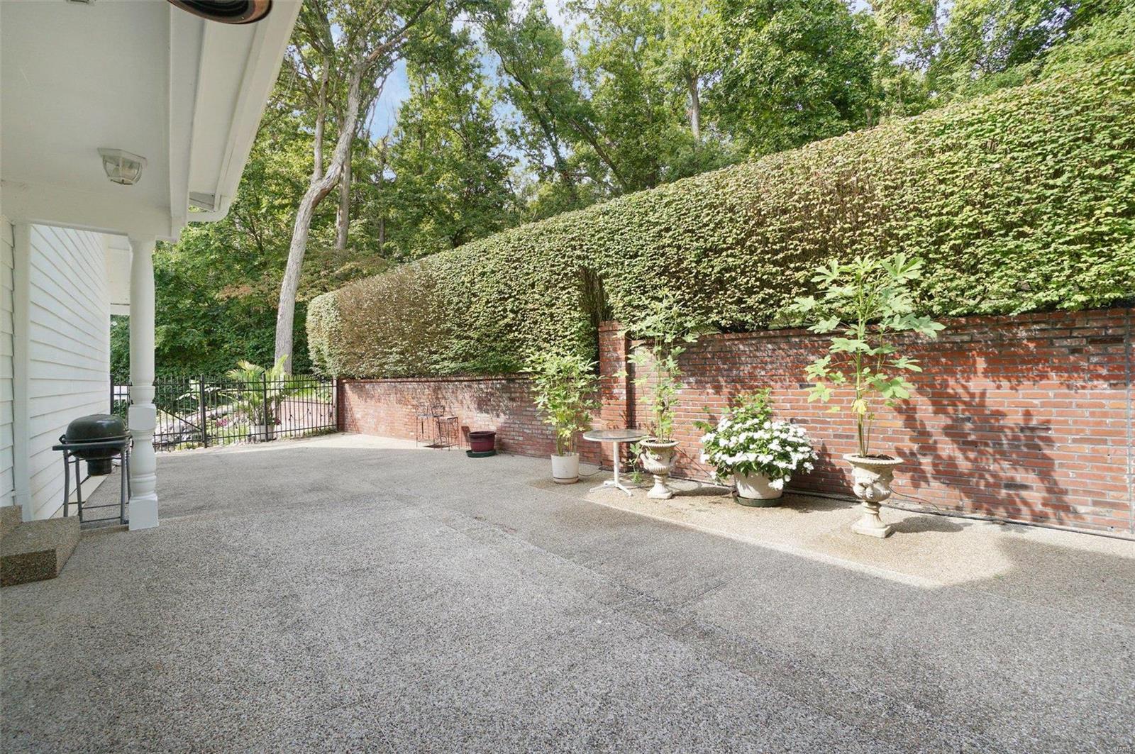 1533 Pacland Place