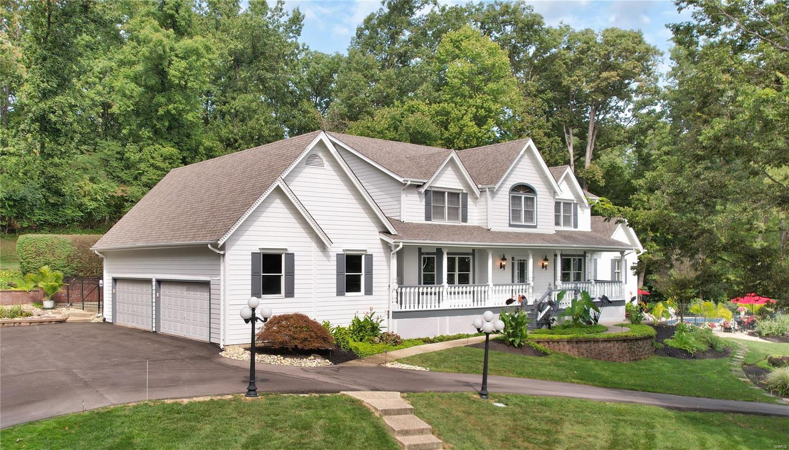 1533 Pacland Place