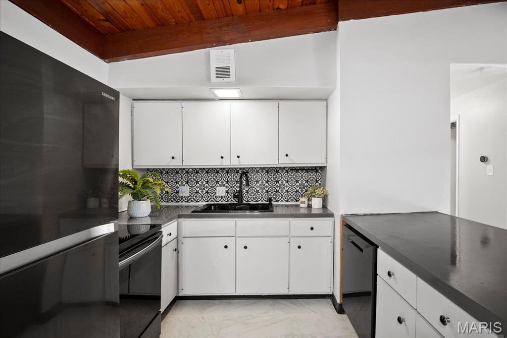 110 Coral Terrace Unit: 8