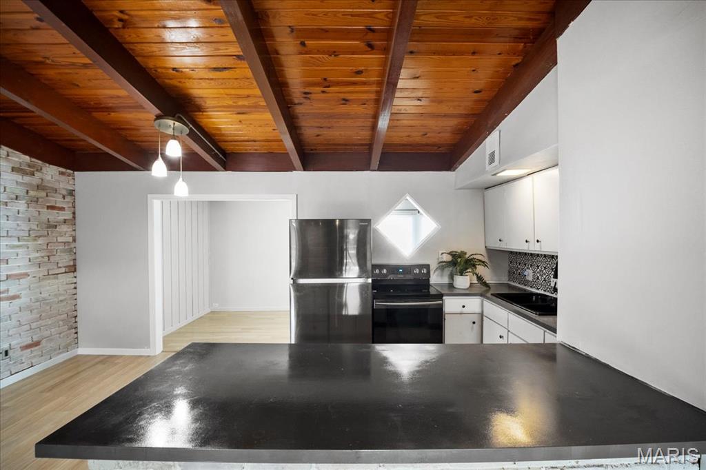 110 Coral Terrace Unit: 8