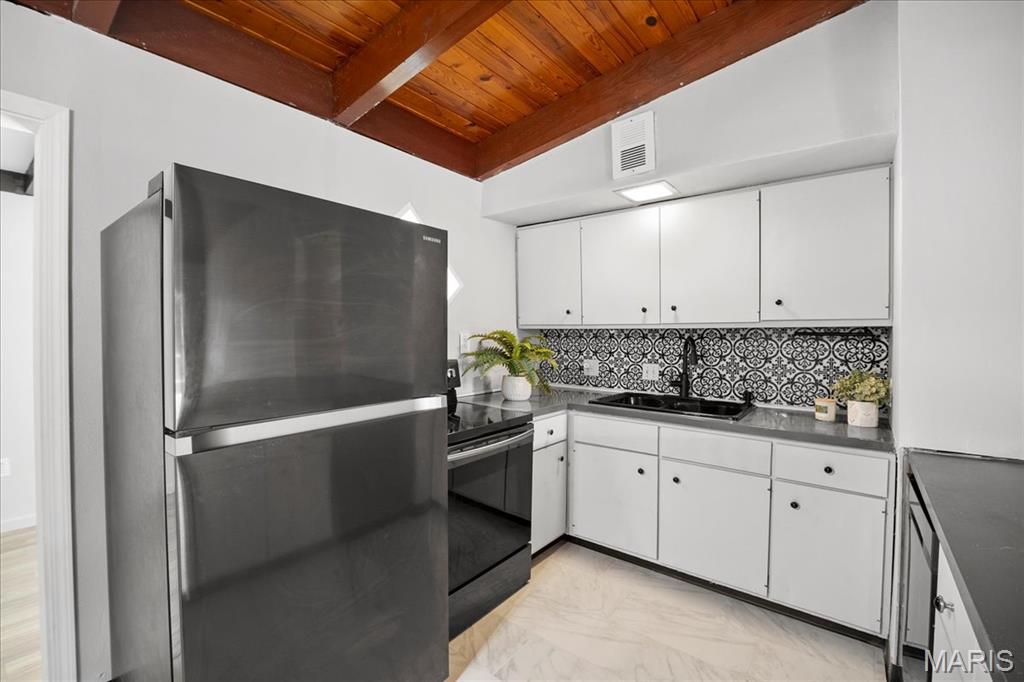 110 Coral Terrace Unit: 8