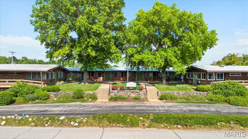 110 Coral Terrace Unit: 8