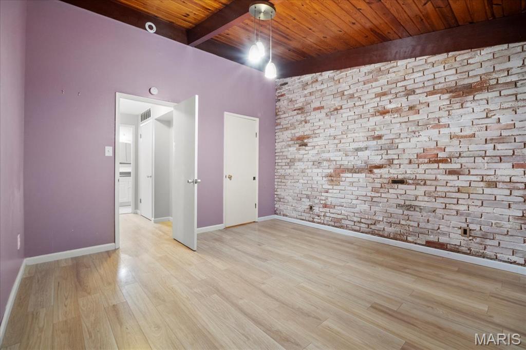 110 Coral Terrace Unit: 8