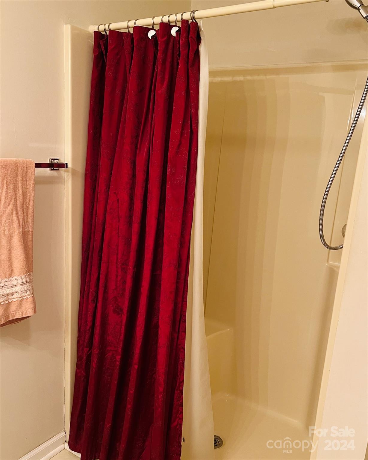 1402 Hyde Park Drive