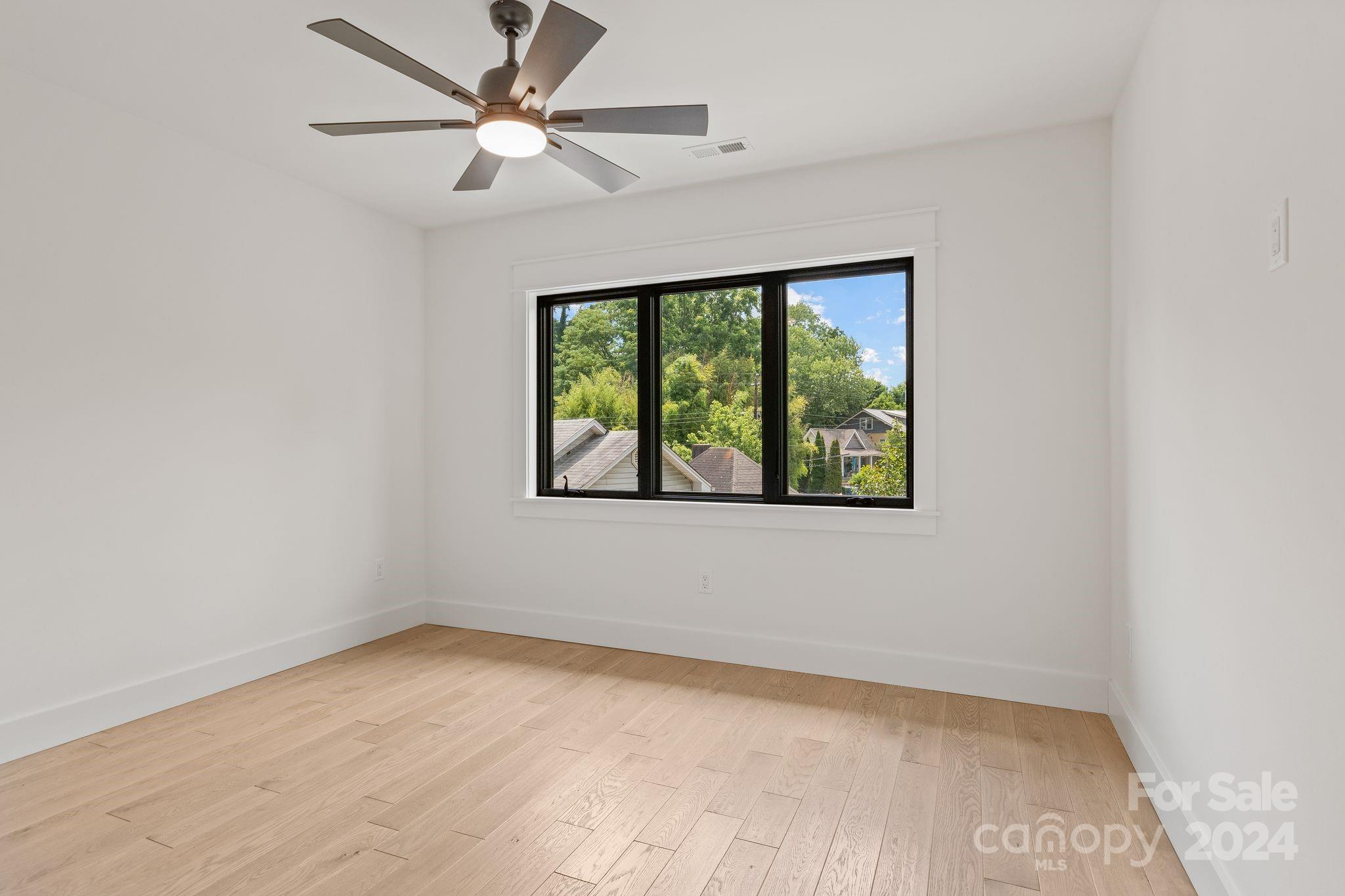 49 Woodrow Avenue