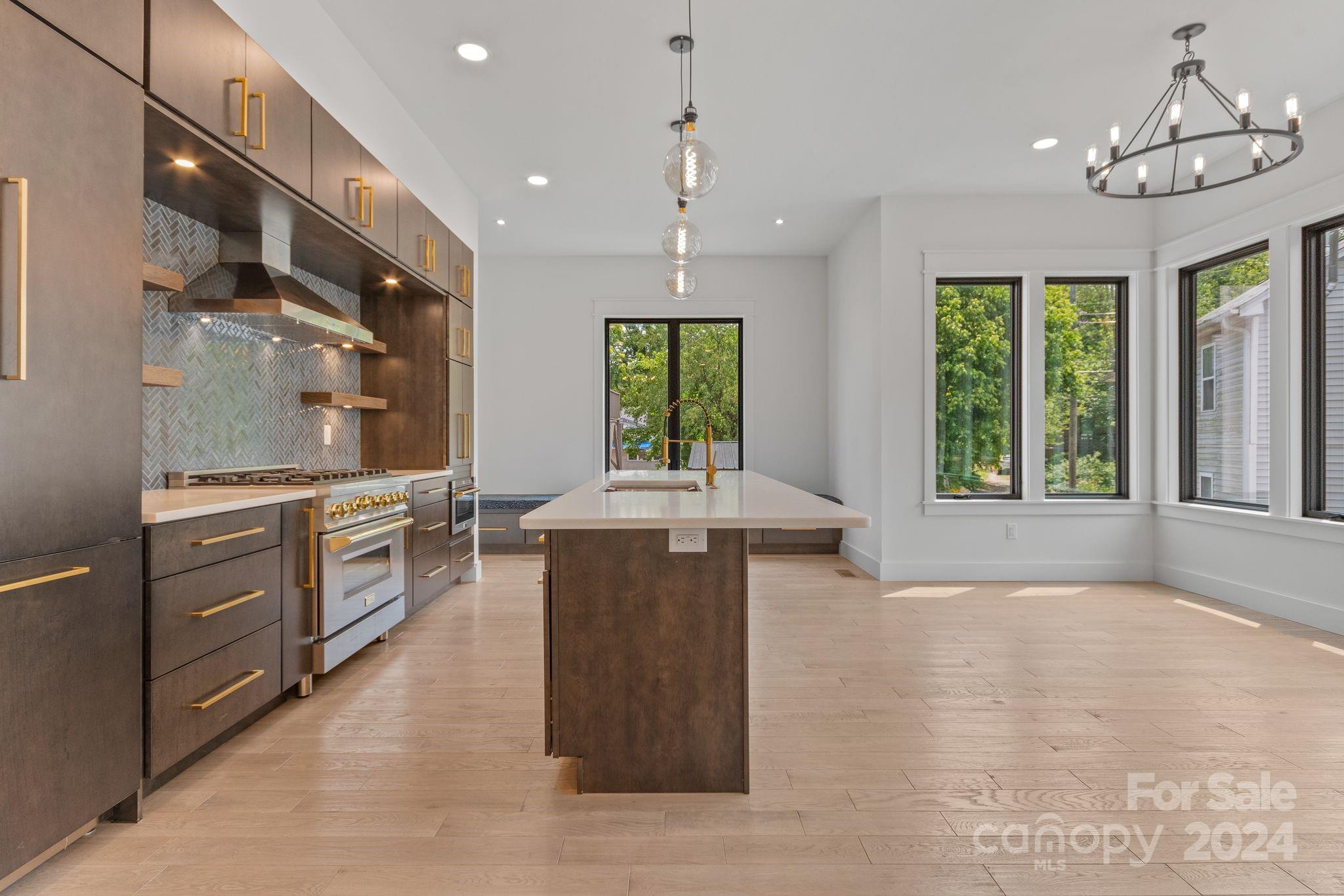 49 Woodrow Avenue