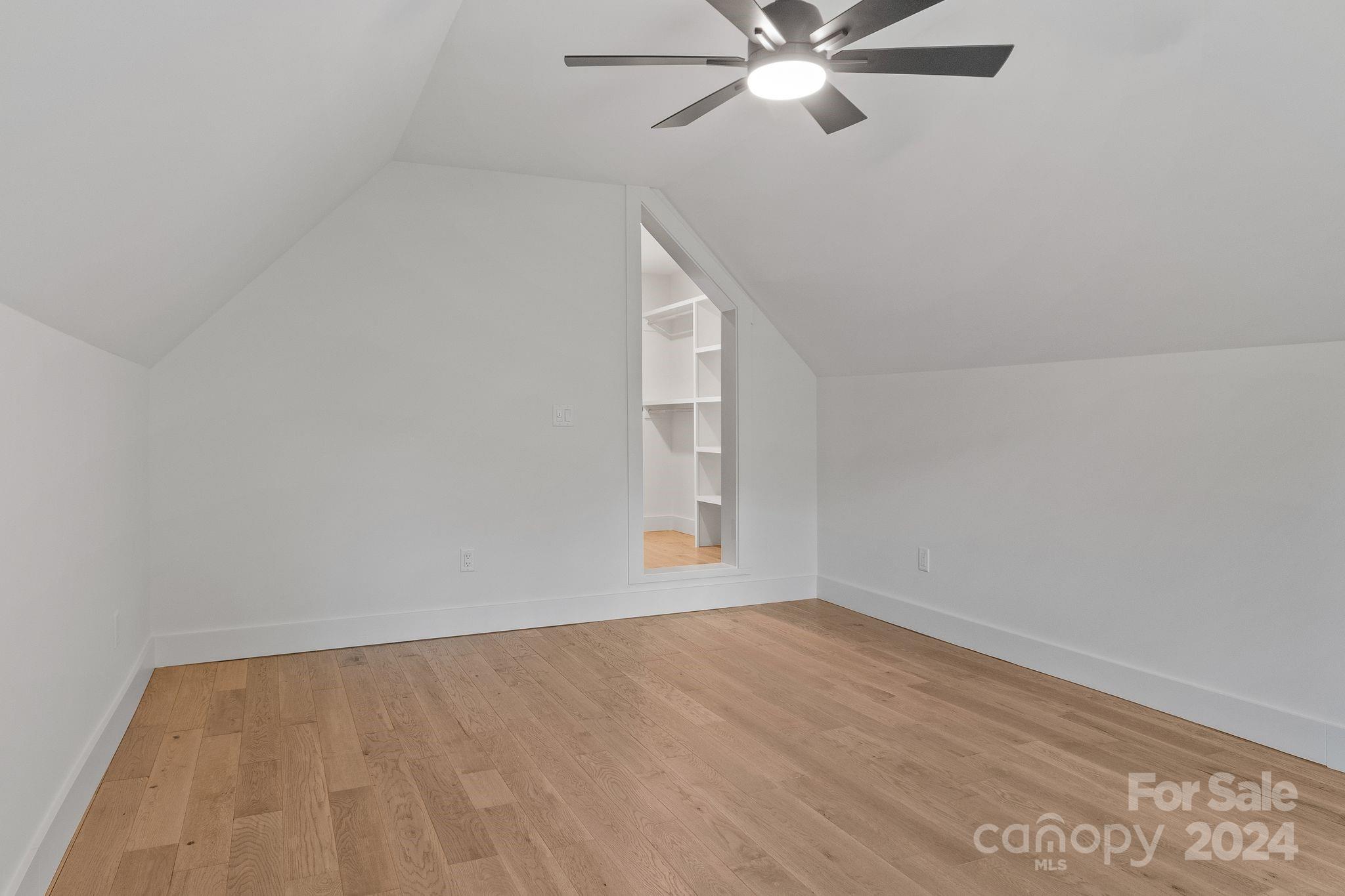 49 Woodrow Avenue