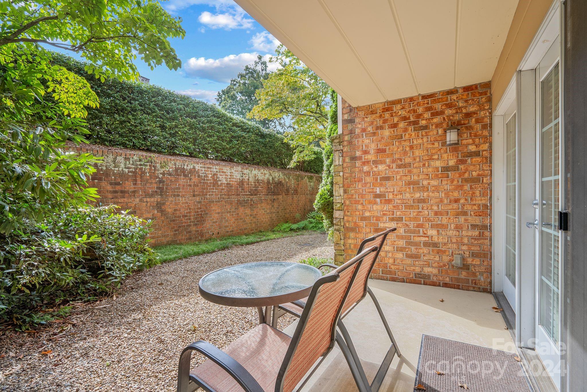 201 Bowling Park Road