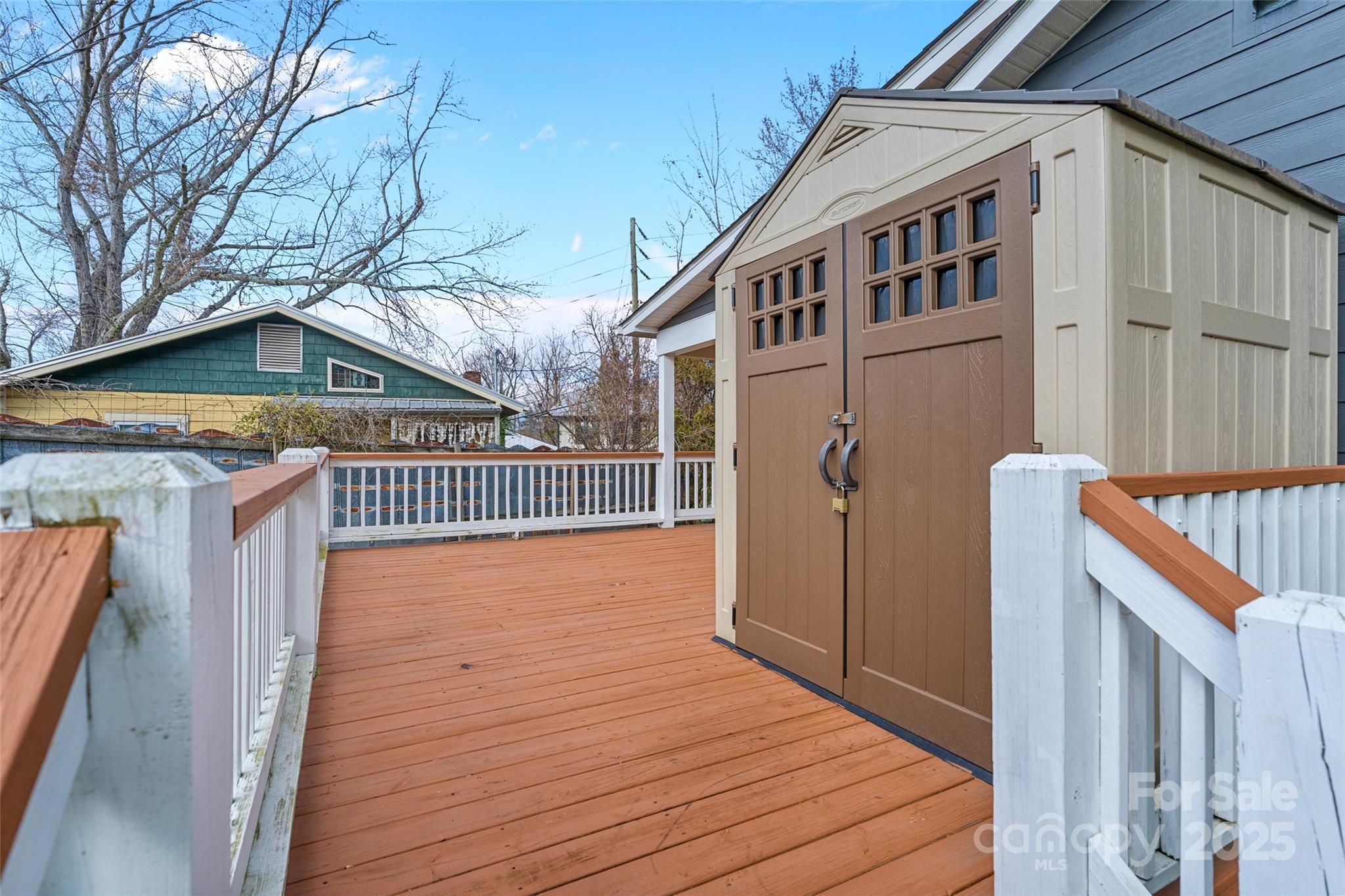 416 W Haywood Street