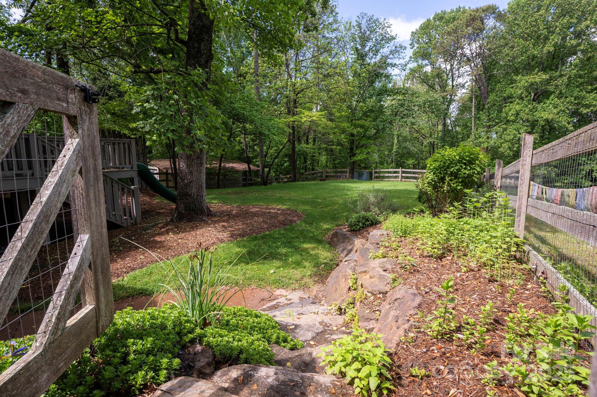 122 and 124 Shelburne Road