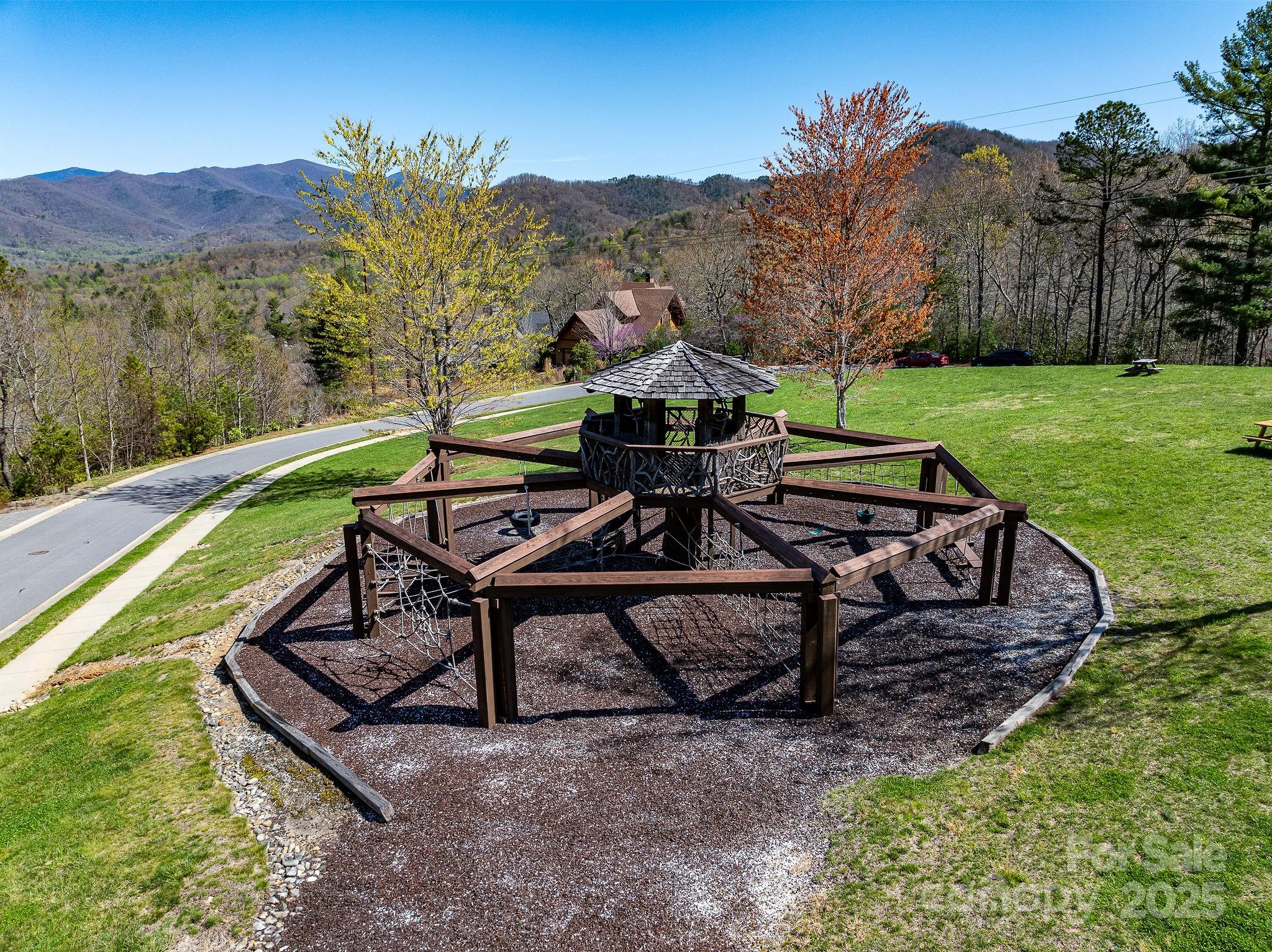 25 Settings Boulevard