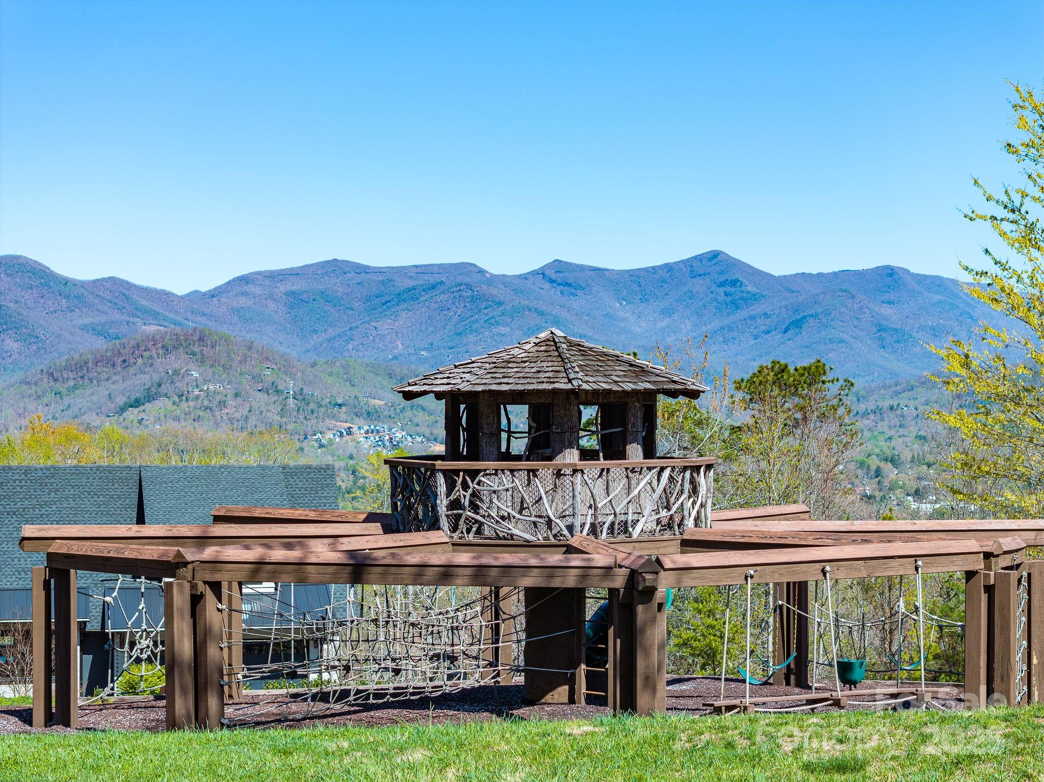 25 Settings Boulevard