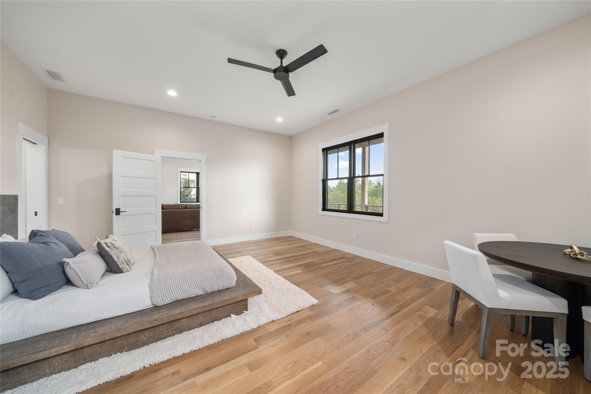 233 Westridge Farm Road Unit: 23