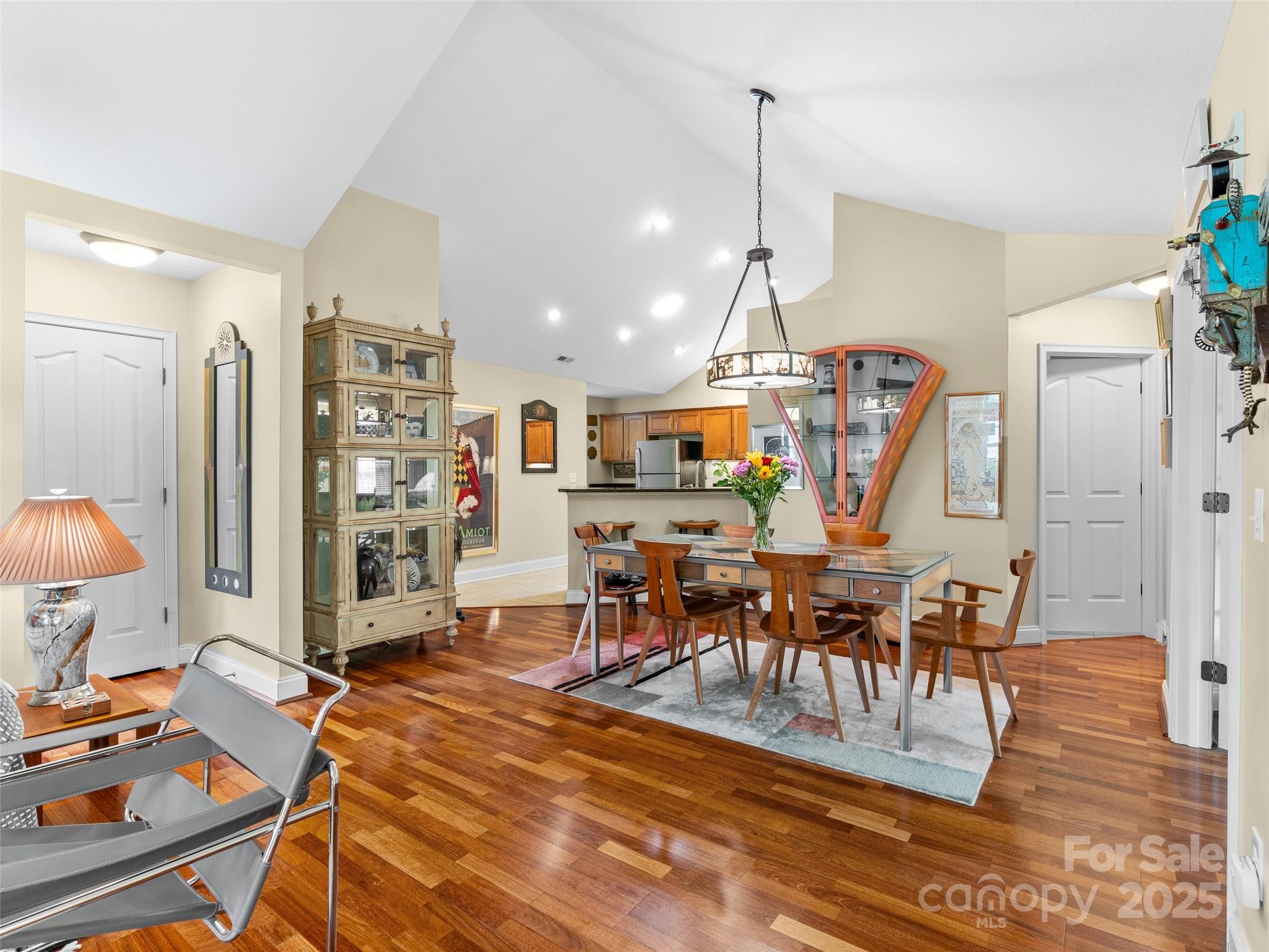 32 Mountain Meadow Circle