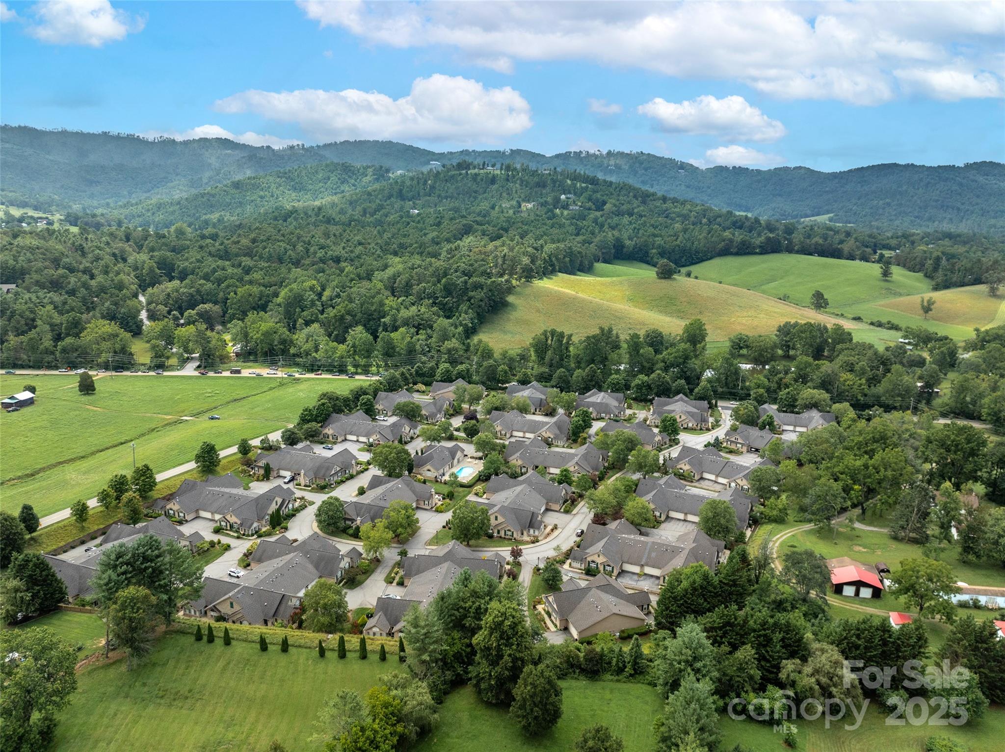 32 Mountain Meadow Circle