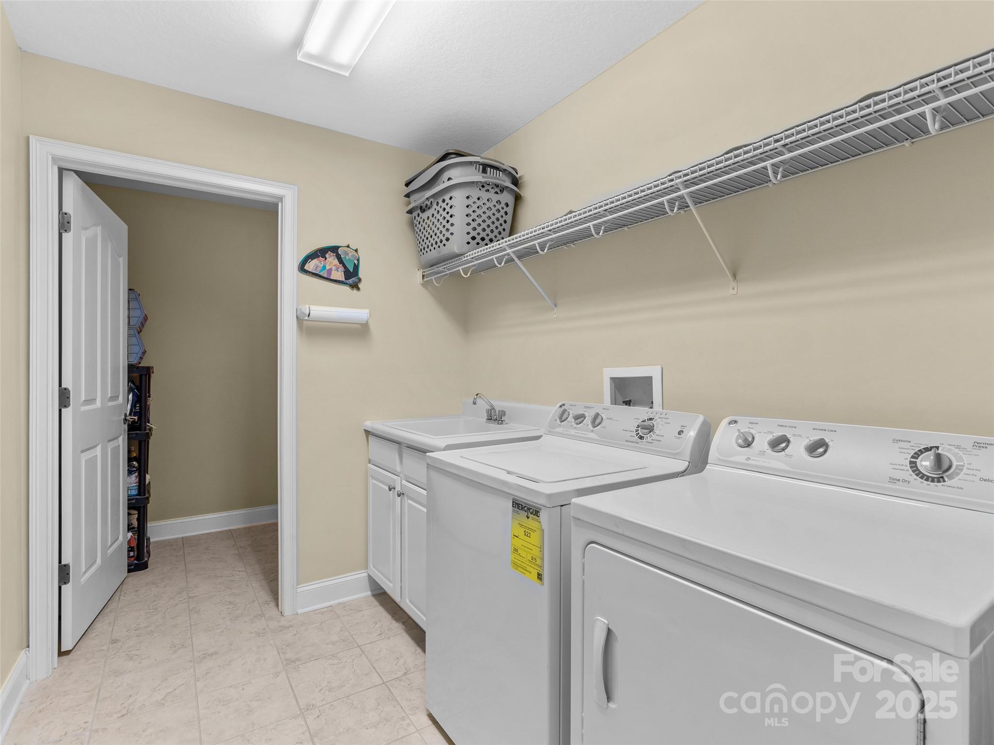 32 Mountain Meadow Circle