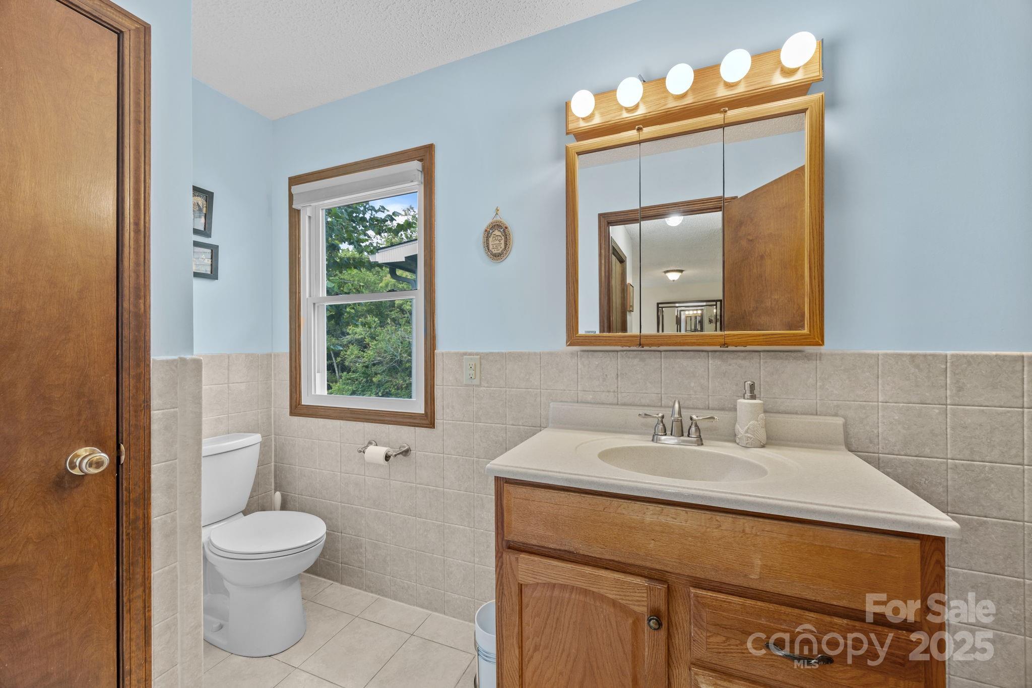 34 Larkspur Court Unit: B